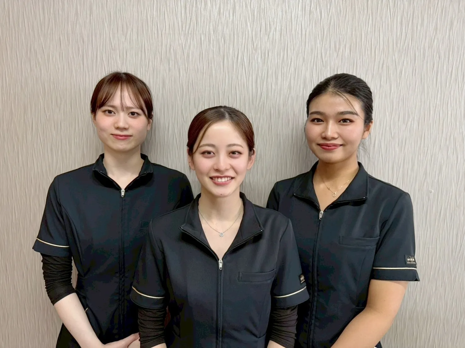 美容整体院れんスタッフ一同